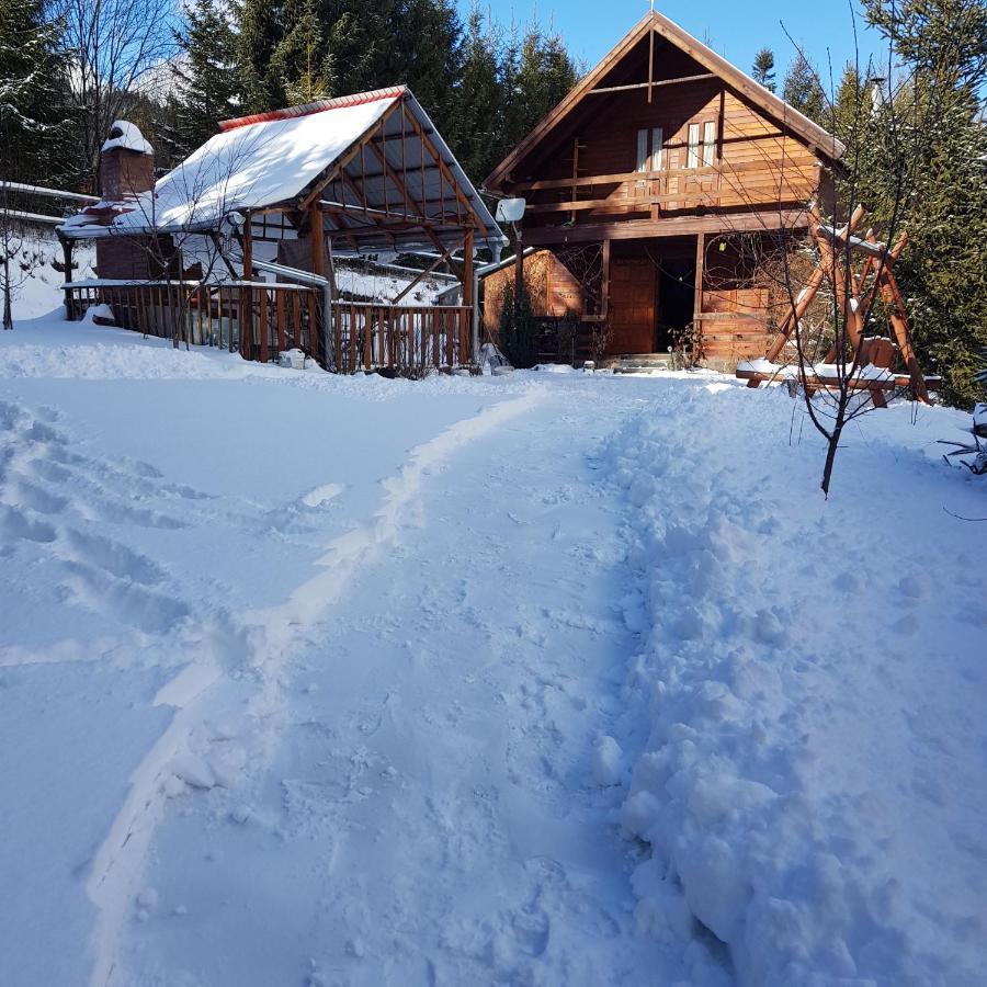 Vila Casa Ria-Ria Pihenohaz Miercurea Ciuc Exteriér fotografie